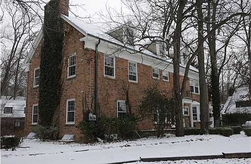 2nd image of 1914 Scottwood Ave