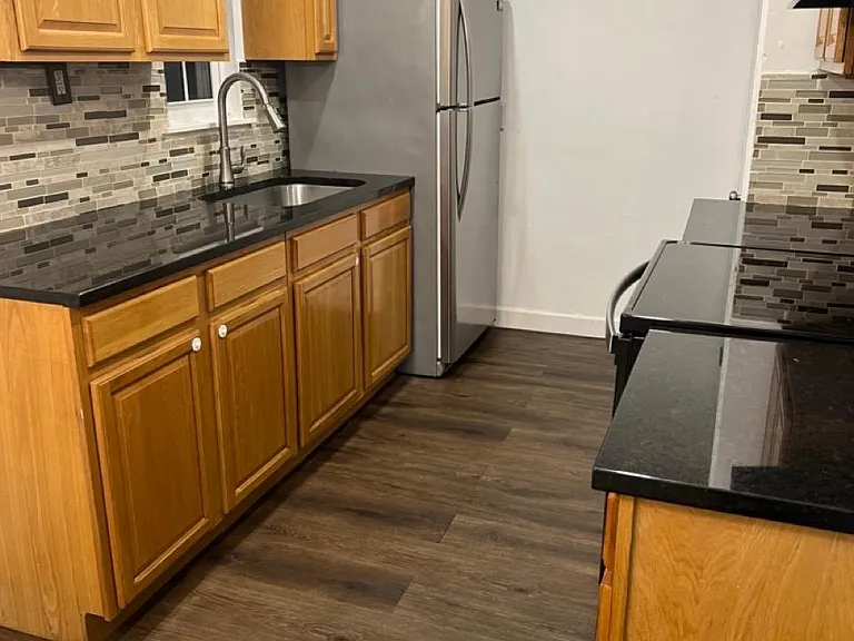 261 Lowell Rd — Photo 2
