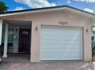 3908 Grant St, Hollywood, FL 33021