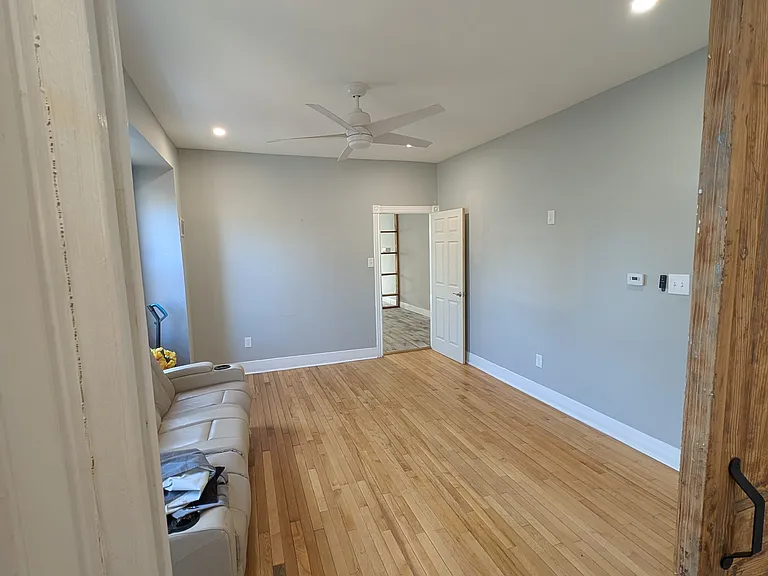 1744 Kings Hwy — Photo 14