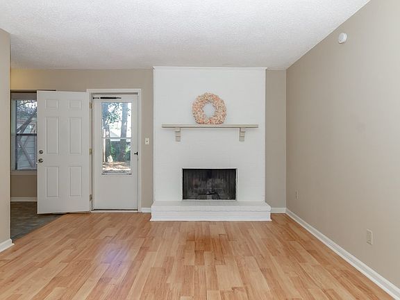 2nd image of 4130 Melrose Dr