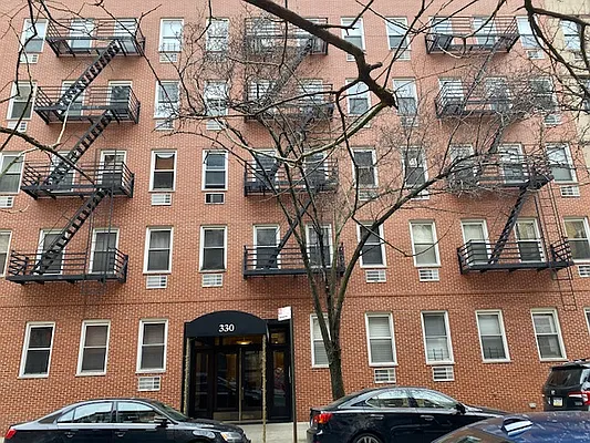 Rented by CJ Net Inc. | media 19