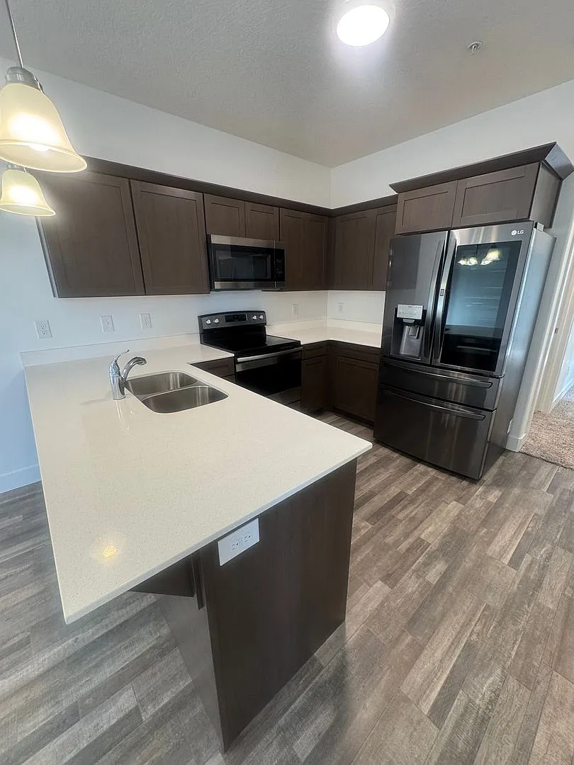 Beautiful Lehi Condo for rent! — Photo 2