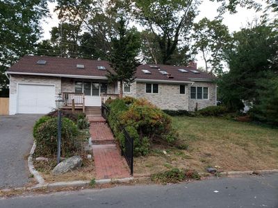 52 Craven St, Huntington Station, NY, 11746
