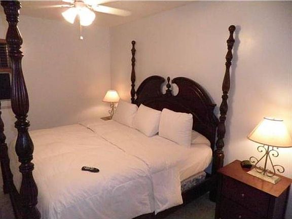 5th image of 185 SE 14th Ter APT 2613
