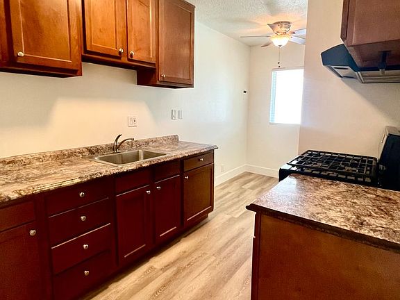 5th image of 1801-1809 E Wilshire Ave #1801-6