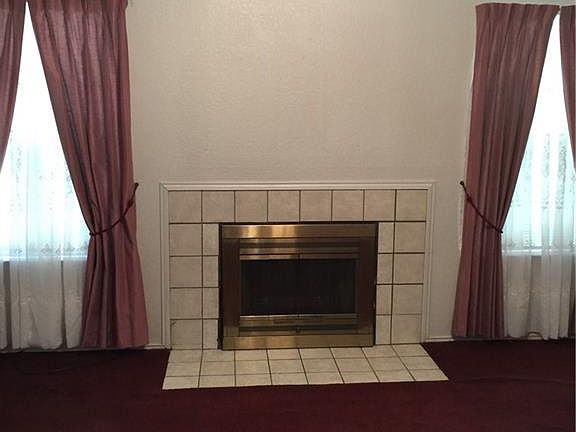 3rd image of 2711 Game Lake Ct