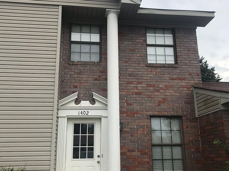 1st image of 1402 University Dr