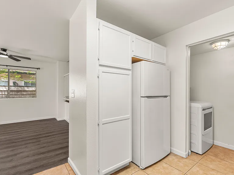 1229 E Carson St #1 — Photo 7