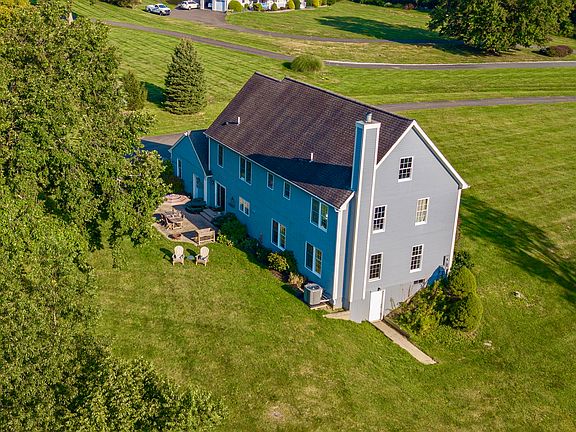 15 Obtuse Road South