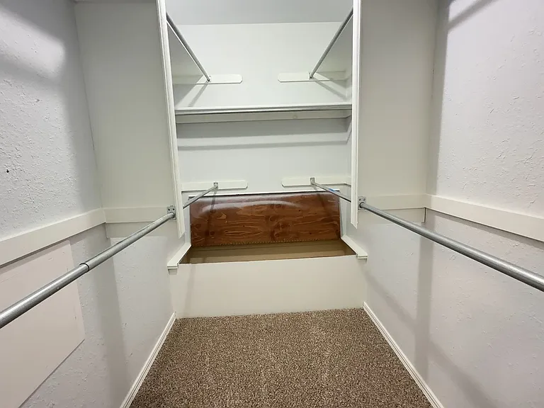 9301 Maypark Cir — Photo 19