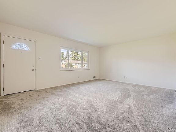 4th image of 3054 S Winona Court