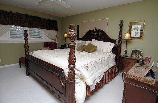 4th image of 2131 Radnor Ct