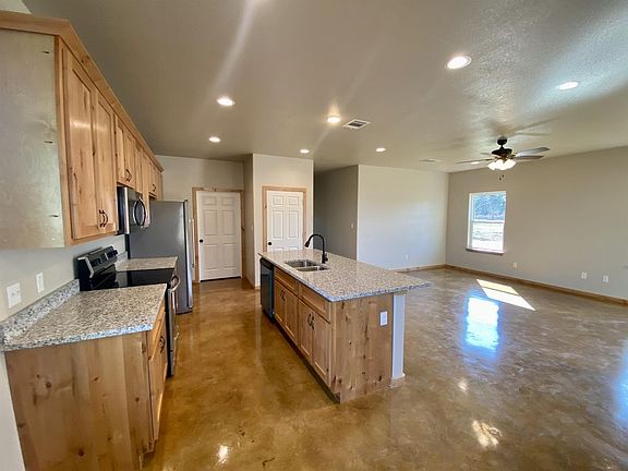 4th image of 108 Rosanky Cattle Company Rd #B2