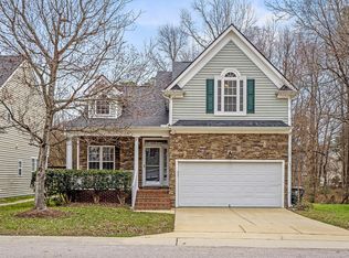 8242 Marshall Brae Dr, Raleigh, NC 27616