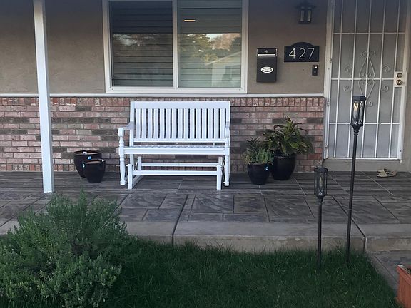 4th image of 427 Chelan Dr