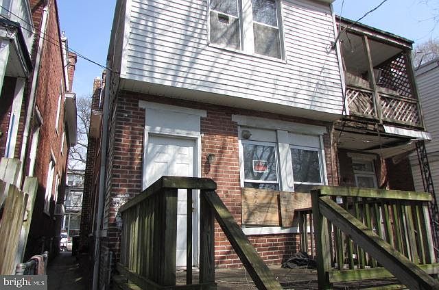 2nd image of 18 N 20th St