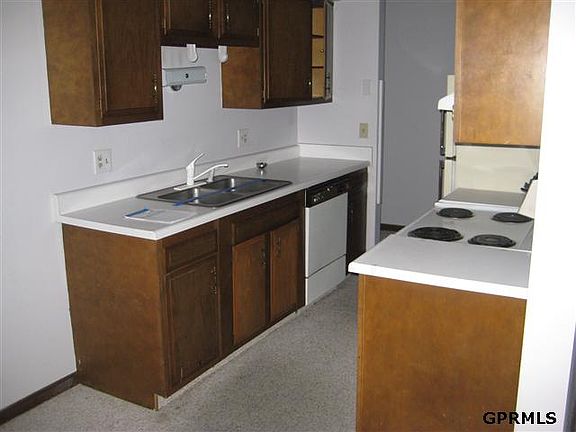 2nd image of 1220 S 120th St APT 202