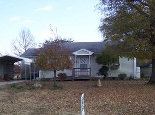 1016 N Lafayette St, Tuscumbia, AL 35674