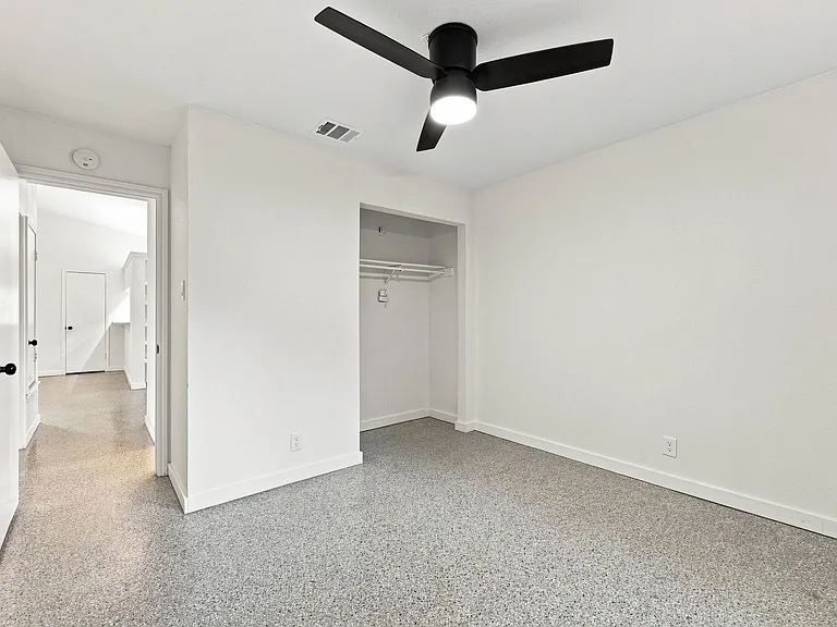 12225 Ridge Crown St — Photo 4