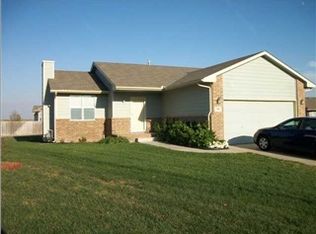 710 S Goebel Cir, Wichita, KS 67207