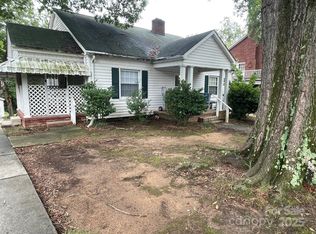 127 Cedar Dr NW, Concord, NC 28025