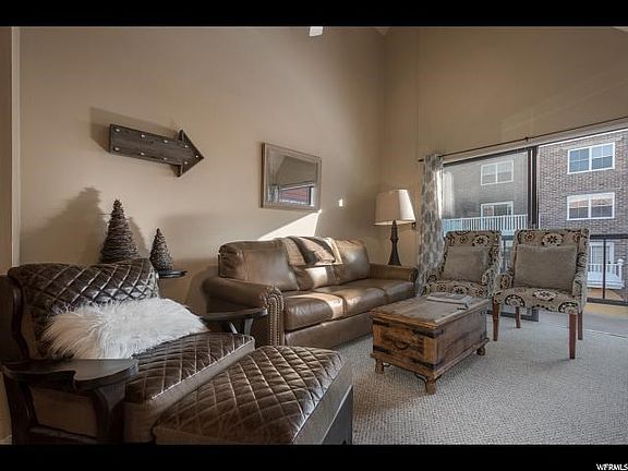 5th image of 1385 Lowell Ave #304