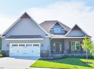 Prescott Ln, Strongsville, OH 44136