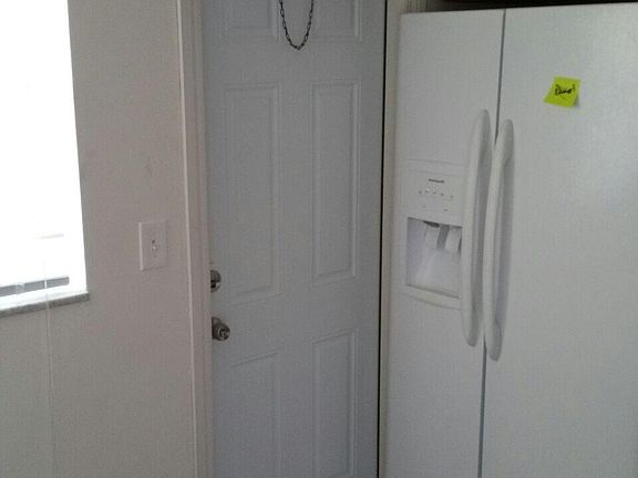 5th image of 1300 NW 43rd Terrace #201