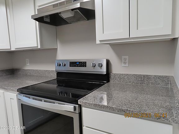 3rd image of 5432 Hibiscus Ave