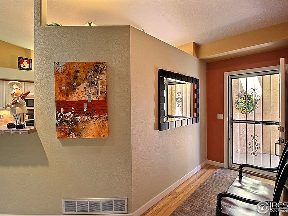 4th image of 1001 43rd Ave Unit 2