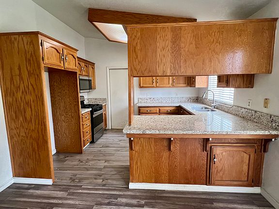 3rd image of 3500 Pueblo Ct