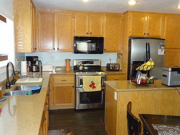 4th image of 7136 Huckaby Ave