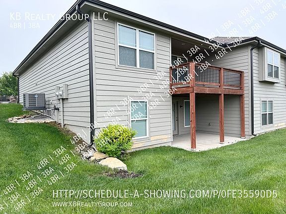 3rd image of 8119 SE 6th St