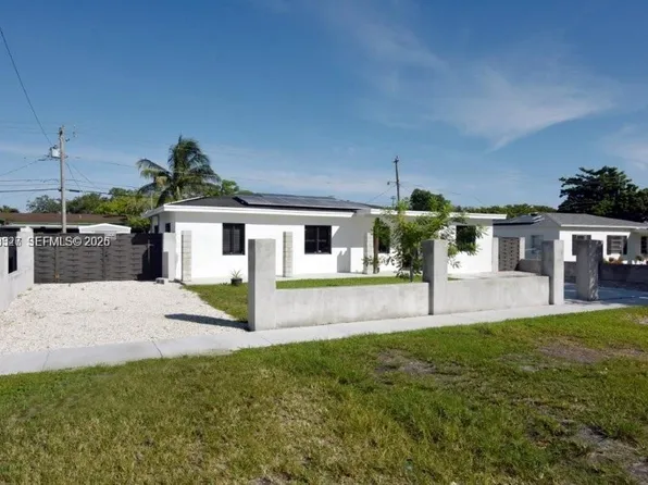 14520 Carver Dr, Miami, FL 33176