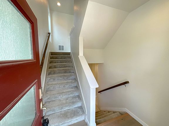 5th image of 7343 Rosa Belle Hts