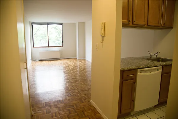 Rented by Marion Bass, Inc. | media 28