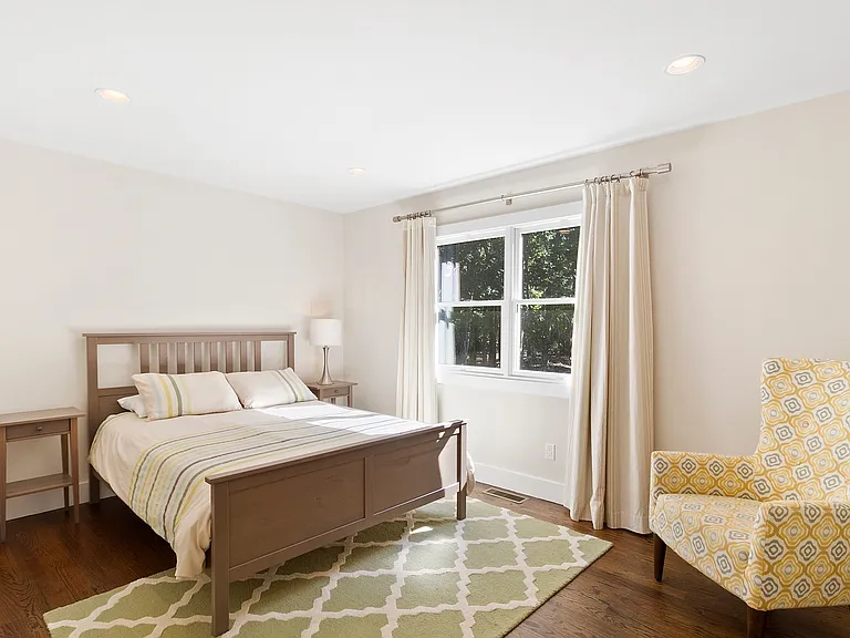 25 Shadyrest Dr — Photo 6