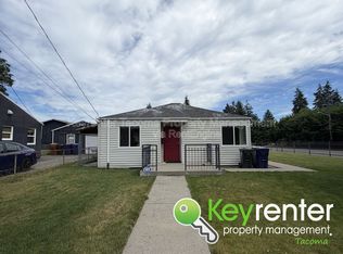 1047 S Rochester St, Tacoma, WA 98465