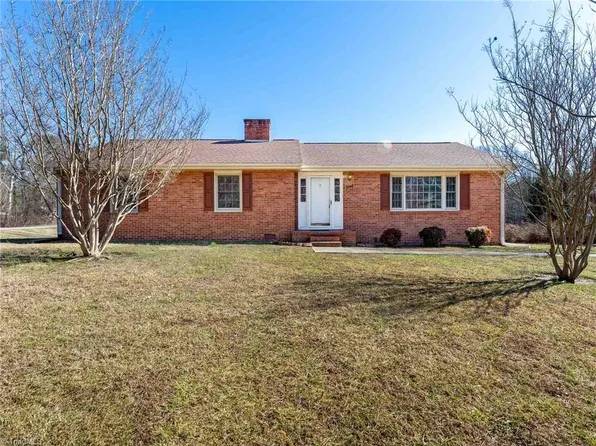 3425 Hartford St, Winston Salem, NC 27106