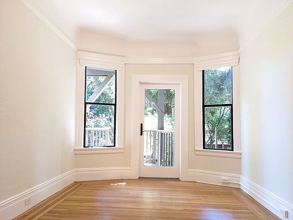 4th image of 3465 Sacramento St APT 4