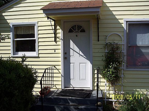 Side entry door