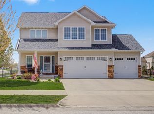 3121 Cedar Ln, Ames, IA 50014