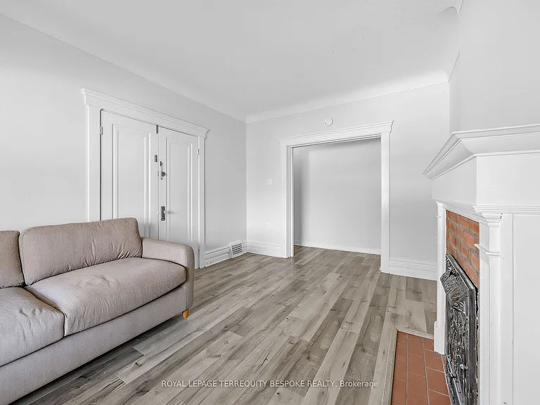 61 Chelsea Ave #2 — Photo 4