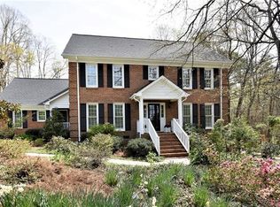 9623 Providence Forest Ln, Charlotte, NC 28270