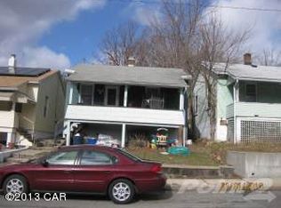 815 Edgemont Ave, Palmerton, PA 18071