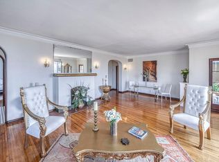 Los Altos, Los Angeles, CA 90010