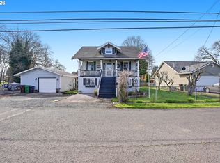 1621 Tualatin St, Saint Helens, OR