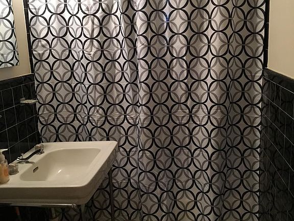 Main bath has a tub/shower