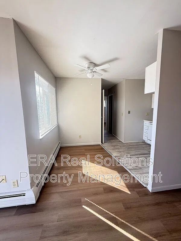 1 bed, 1.0 bath, $800 — Photo 4